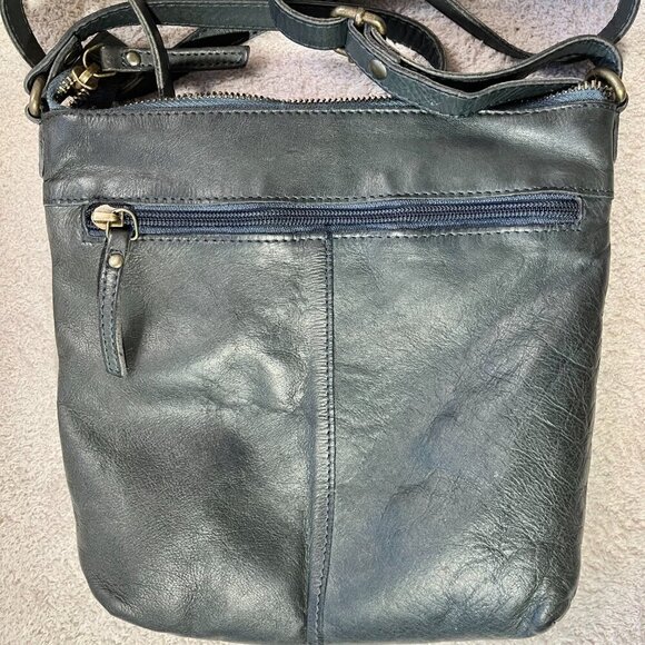 Cochoa Crossbody Handmade Top-grain Oil-dyed Cowhide Leather SOFT PATINATED BAG - Picture 4 of 15